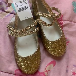 Fun holiday shoes for a little girl!